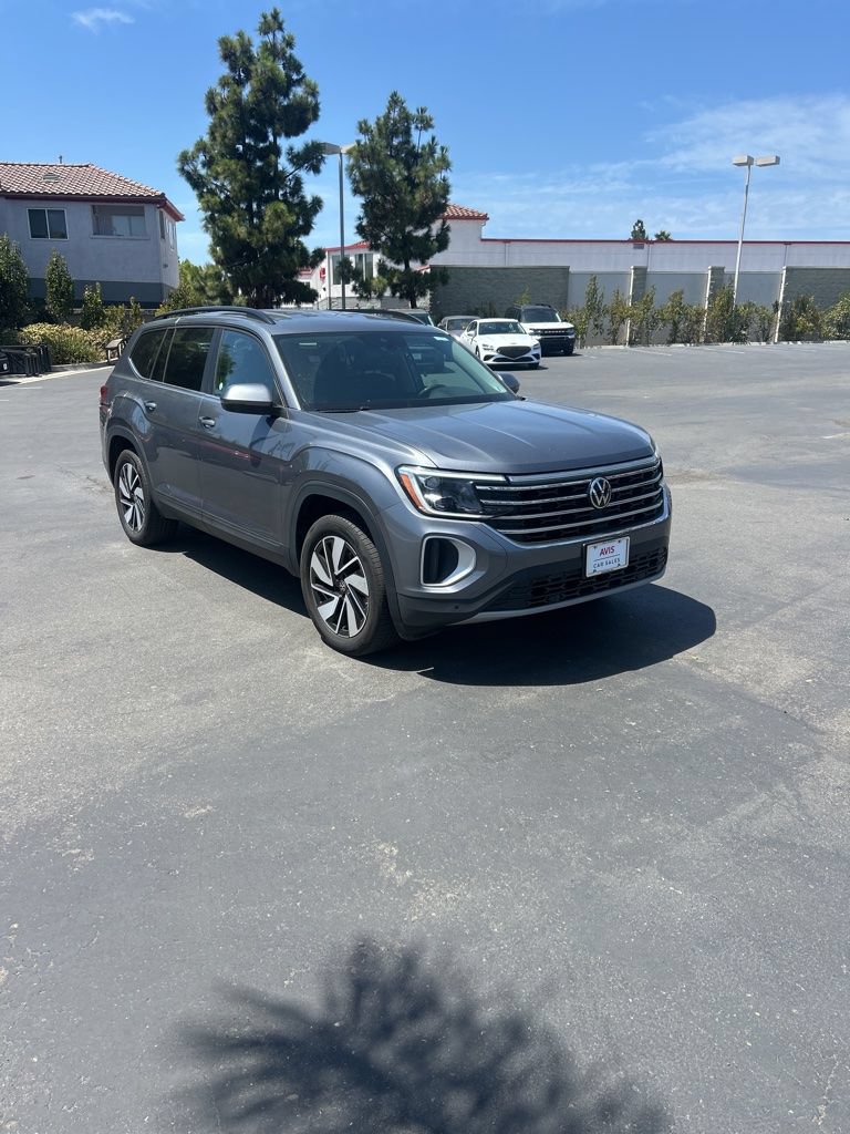 Used 2025 Volkswagen Atlas SE FWD image 5