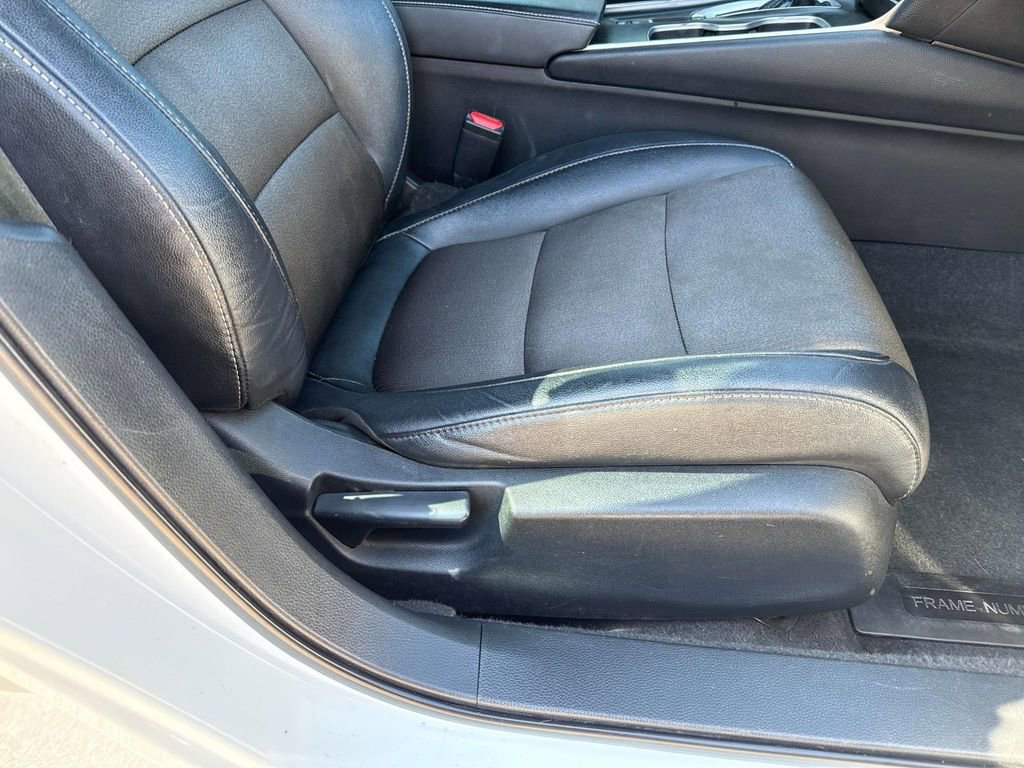 Used 2020 Honda Accord Sport image 14