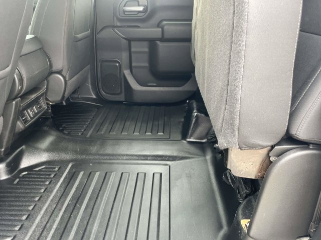 Used 2022 Chevrolet Silverado 3500 LT w/ Convenience Package AWD/4WD image 12