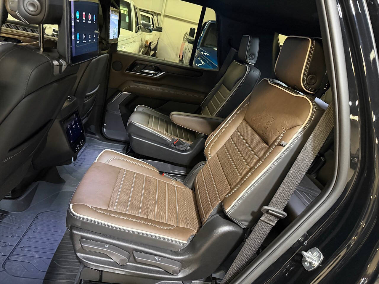 Used 2026 GMC Yukon Denali Ultimate AWD/4WD image 20