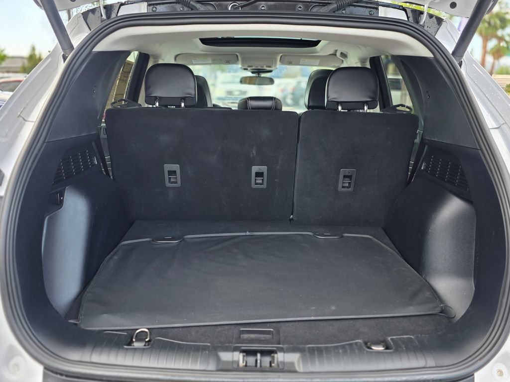 Used 2022 Ford Escape SEL image 11