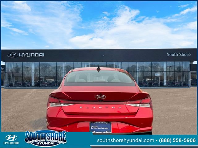 Certified 2022 Hyundai Elantra SEL w/ Convenience Package FWD image 6