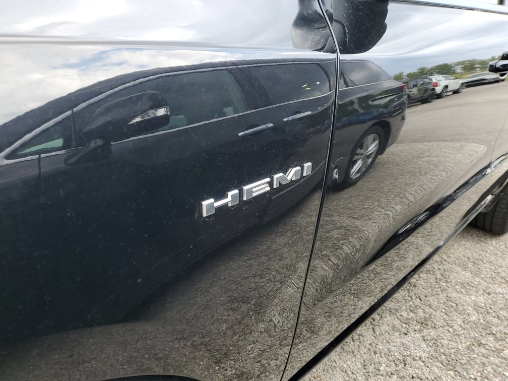 Used 2023 Dodge Durango R/T AWD/4WD image 9