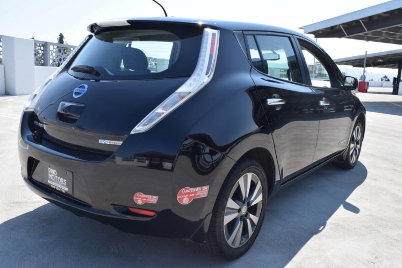 Used 2015 Nissan Leaf SL w/ Premium Package image 11