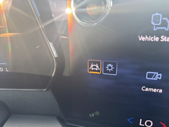 New 2027 Chevrolet Traverse LT w/ Driver Confidence Package FWD image 22