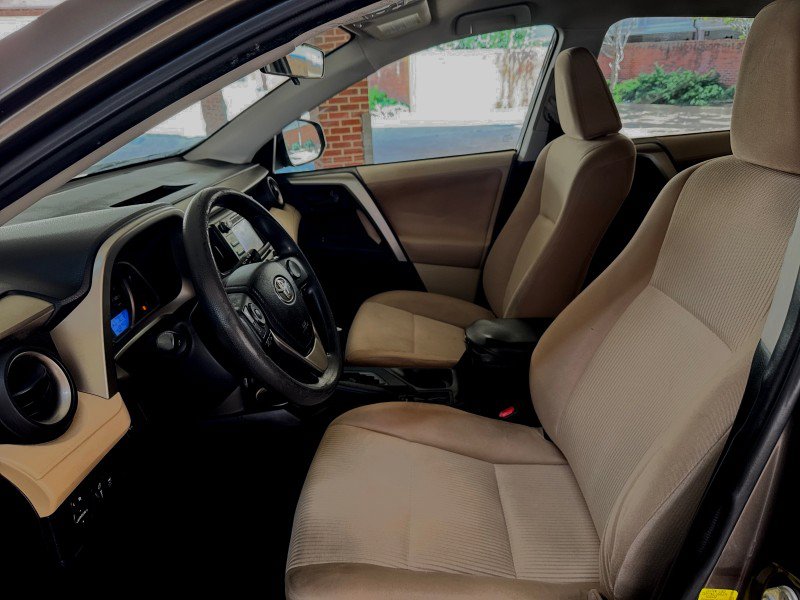 Used 2013 Toyota RAV4 LE AWD/4WD image 15