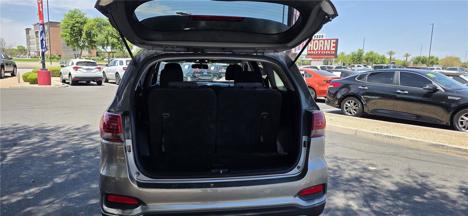 Used 2019 Kia Sorento L FWD image 10