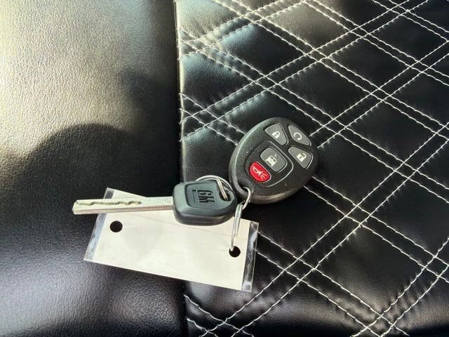 Used 2023 Chevrolet Express 2500 RWD image 44