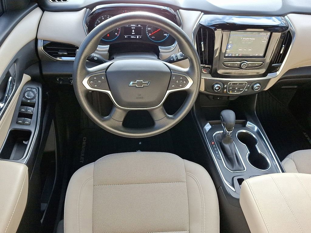 Used 2023 Chevrolet Traverse LS w/ Midnight/Sport Edition image 18