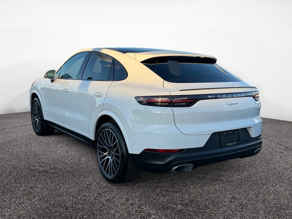 Used 2021 Porsche Cayenne Coupe image 3
