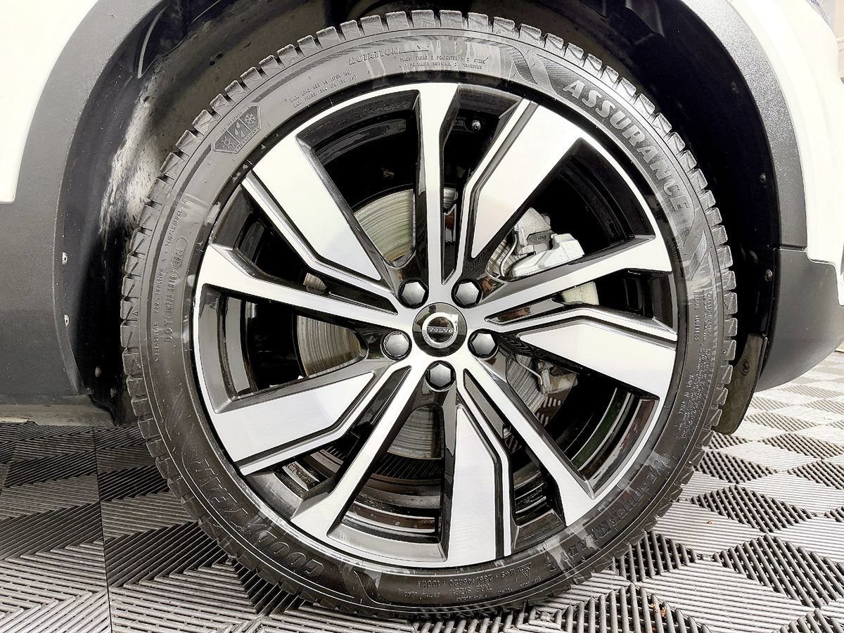 Used 2021 Volvo XC40 P8 Recharge w/ Advanced Package AWD/4WD image 25