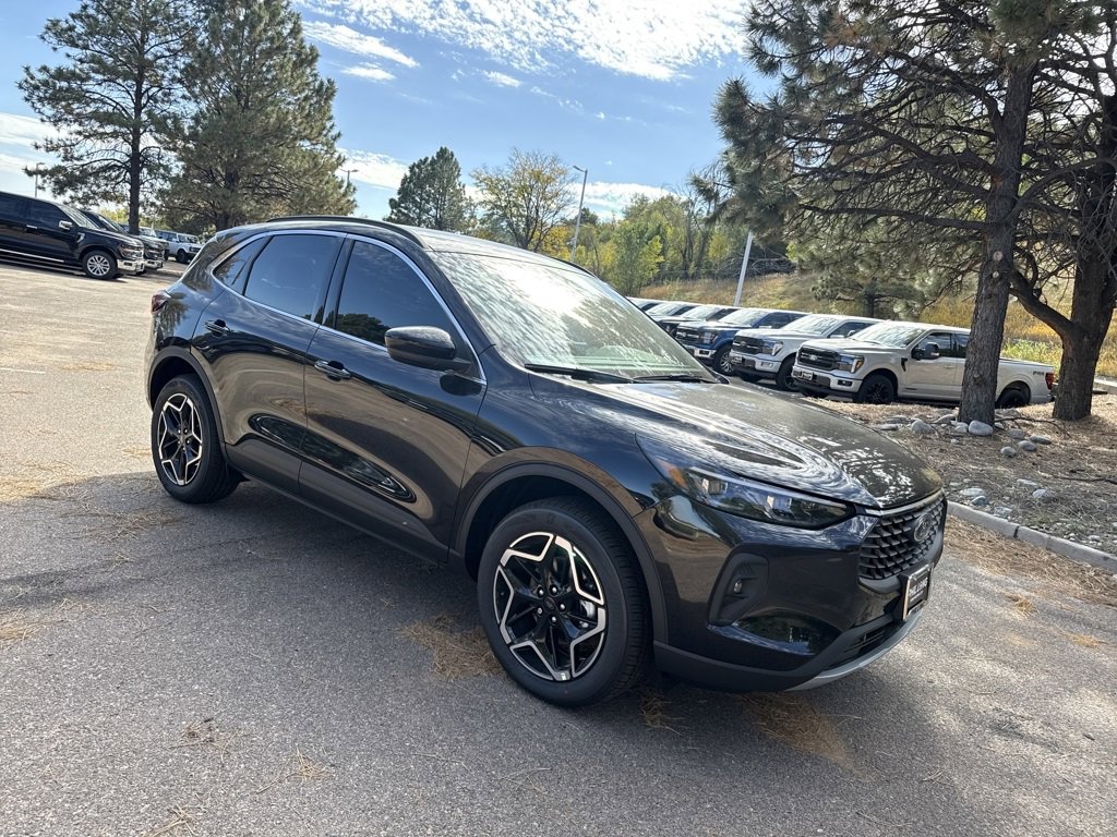 New 2026 Ford Escape Platinum image 3
