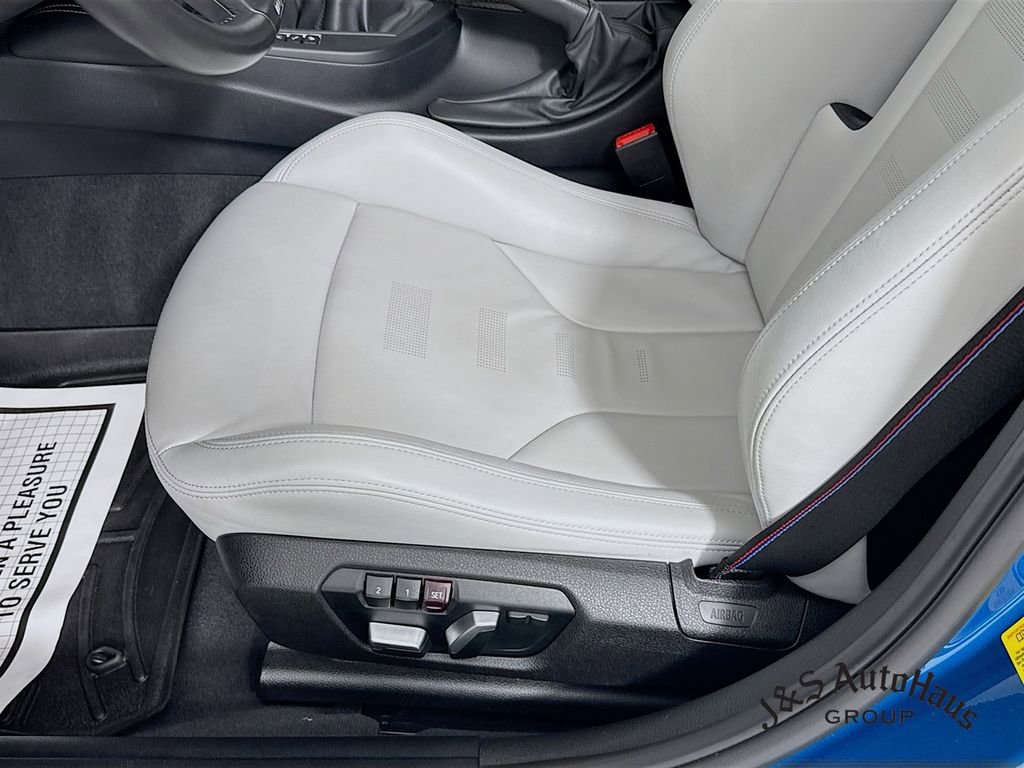 Used 2018 BMW M3 image 24