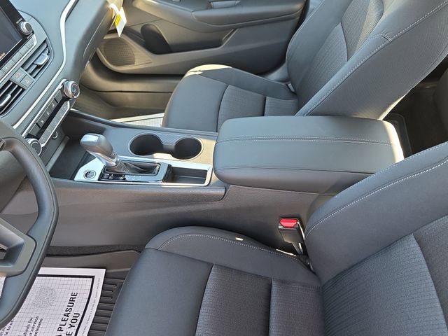 Certified 2025 Nissan Altima 2.5 S FWD image 21