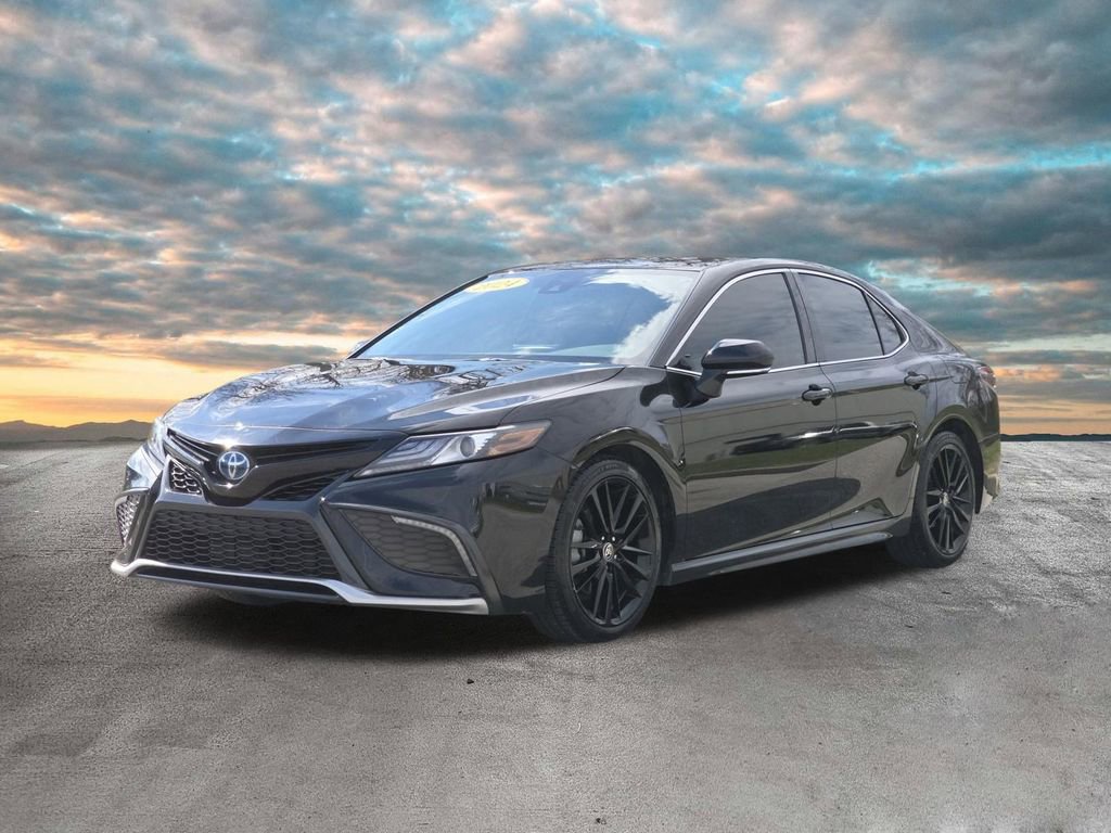Used 2024 Toyota Camry XSE w/ Cold Weather Package image 4