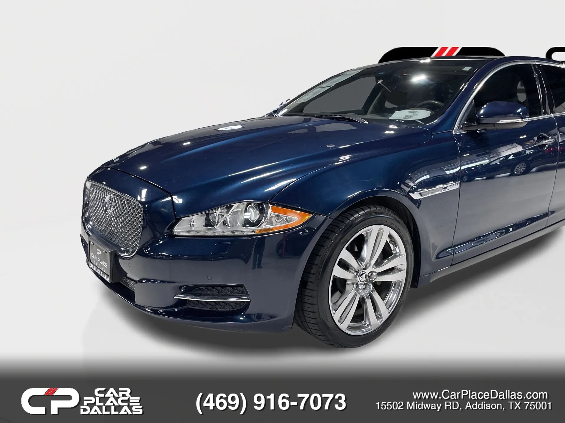 Used 2013 Jaguar XJ L Portfolio RWD image 4