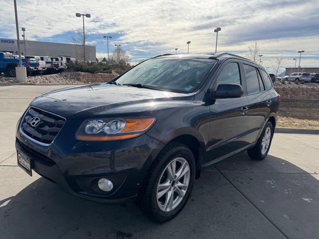 Used 2011 Hyundai Santa Fe SE image 3