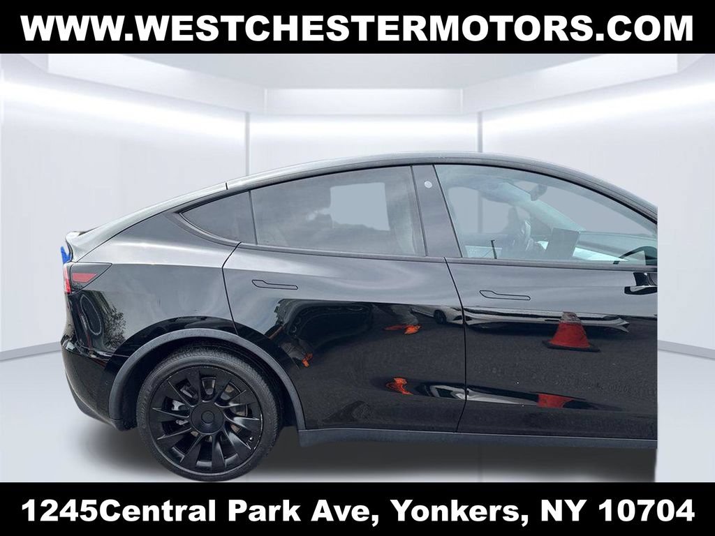 Used 2021 Tesla Model Y Long Range AWD/4WD image 10