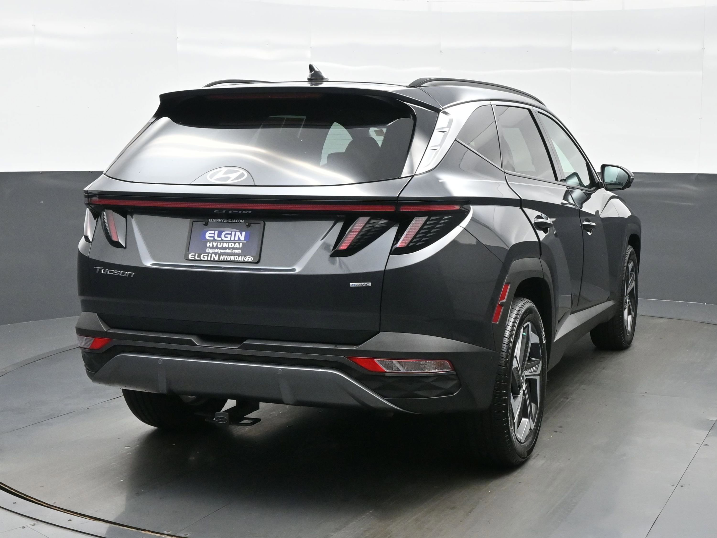 Certified 2024 Hyundai Tucson Limited AWD/4WD image 5