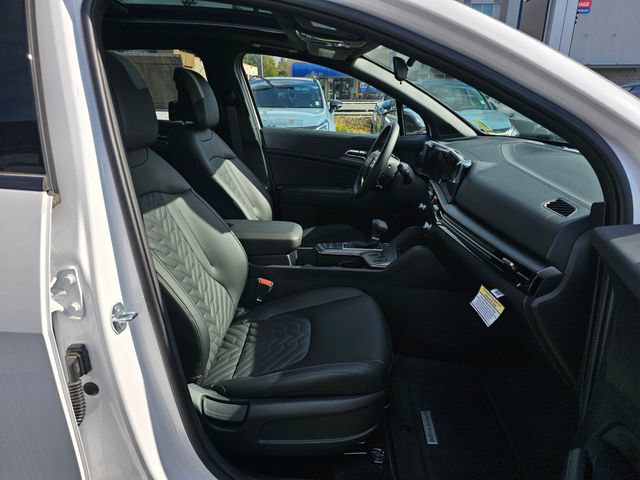 New 2026 Kia Sportage X-Line w/ X-Line Premium Package AWD/4WD image 11