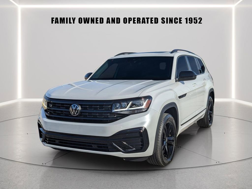 Certified 2023 Volkswagen Atlas SEL R-Line image 2