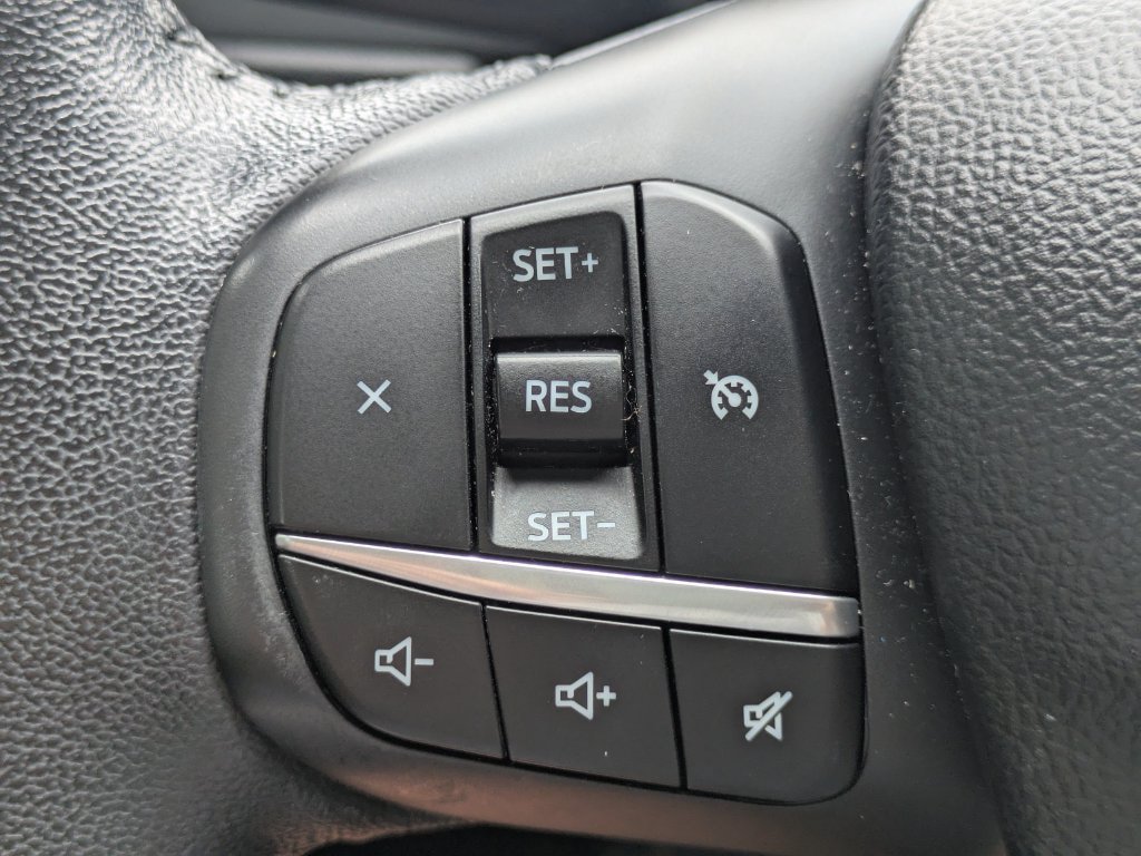 Used 2020 Ford Escape SE Sport FWD image 24
