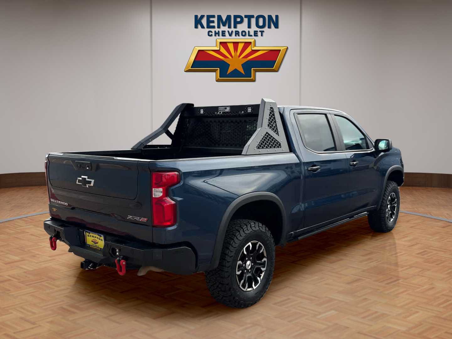 Used 2022 Chevrolet Silverado 1500 ZR2 w/ Technology Package AWD/4WD image 6