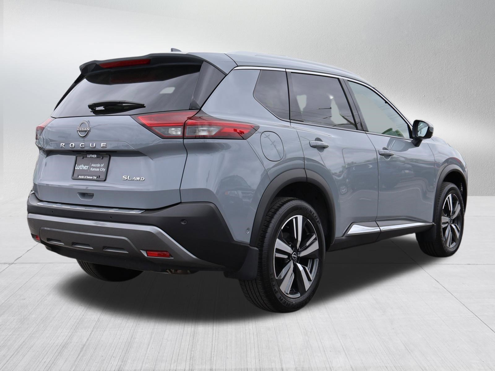 Used 2023 Nissan Rogue SL w/ SL Premium Package AWD/4WD image 6