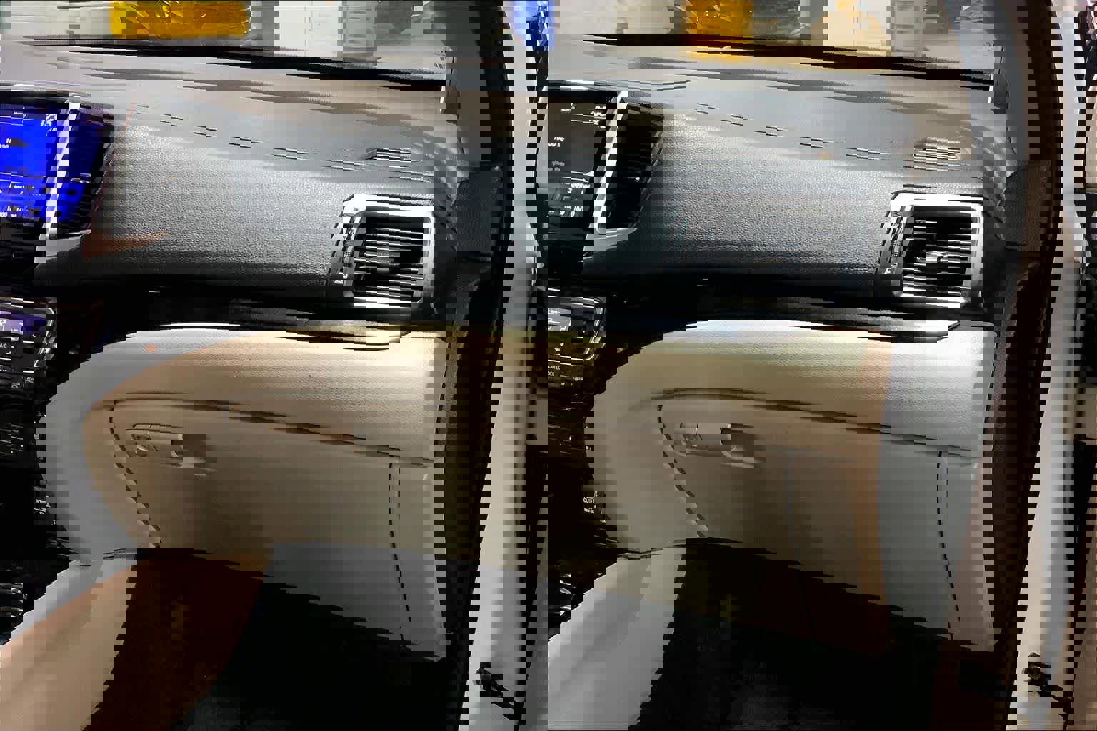 Used 2018 Honda Pilot Elite image 18