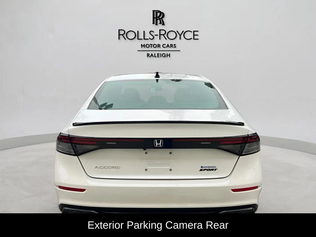 Used 2023 Honda Accord Sport image 6