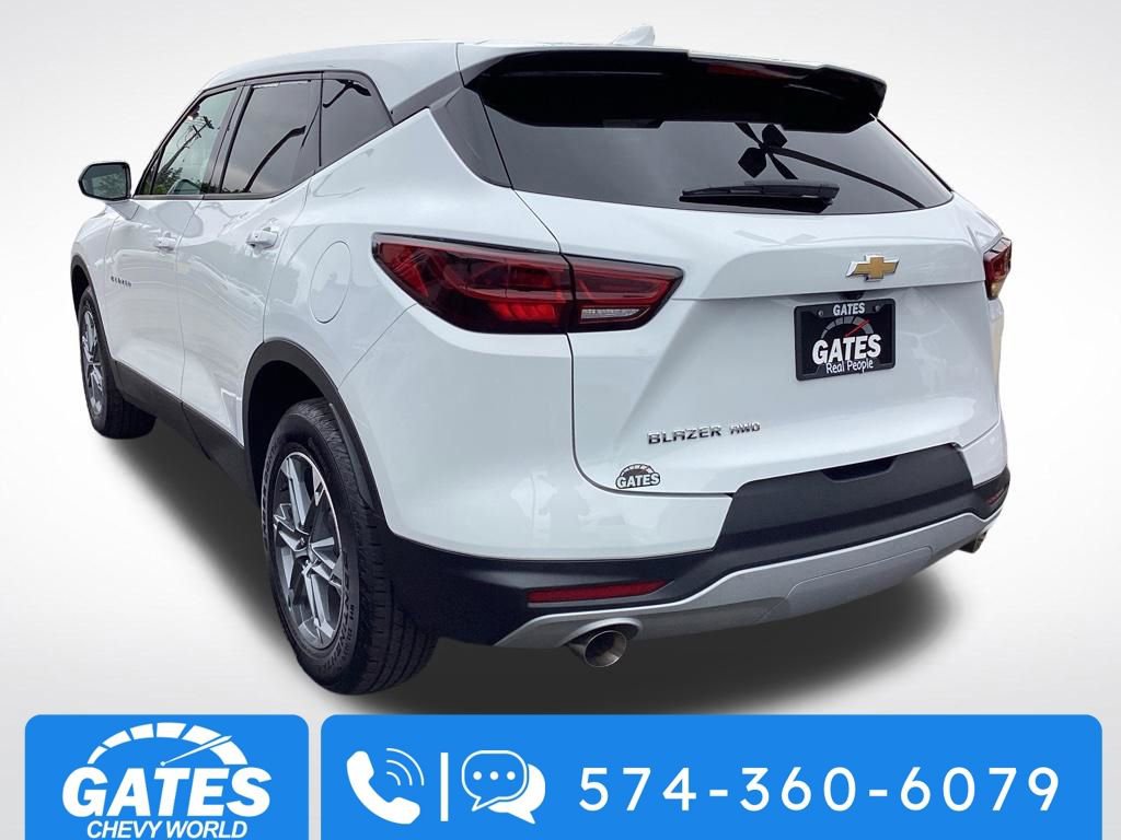 Used 2025 Chevrolet Blazer LT AWD/4WD image 7