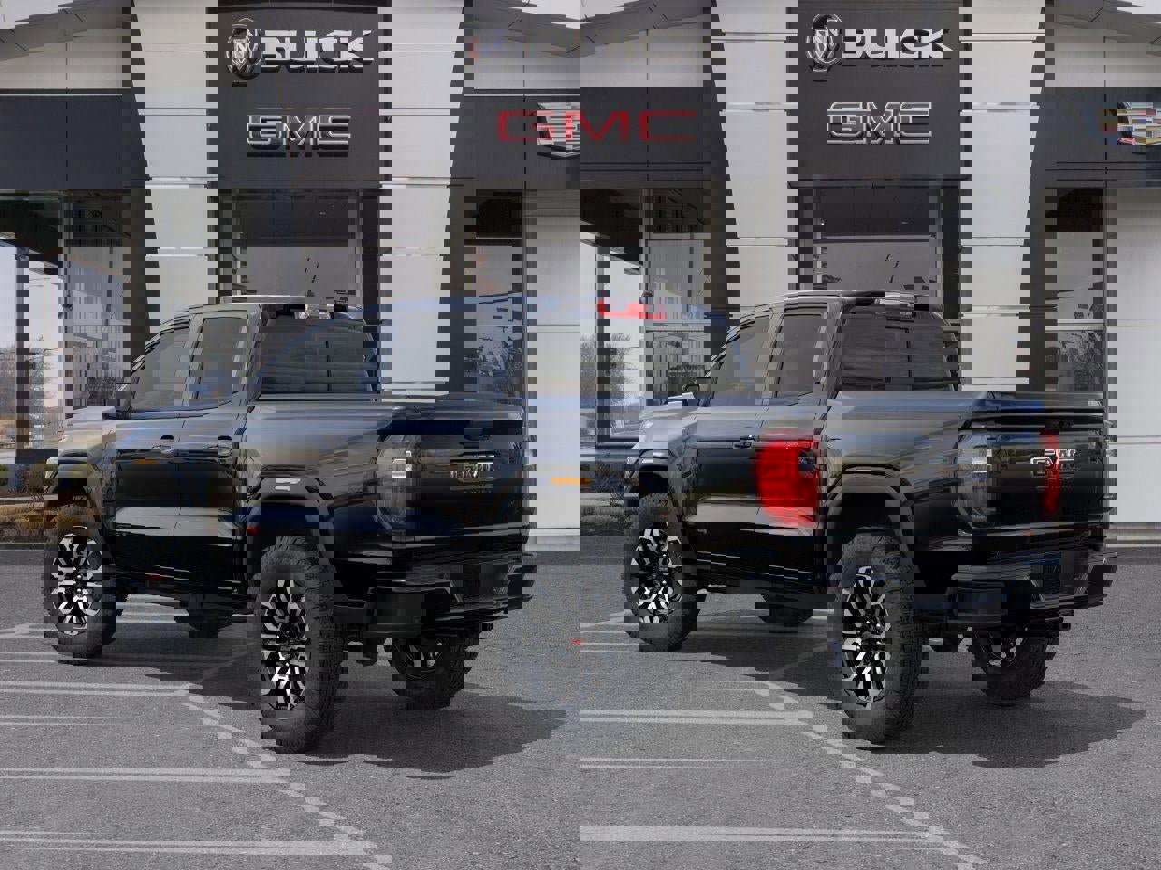 New 2026 GMC Canyon AT4 w/ Technology Plus Package image 3