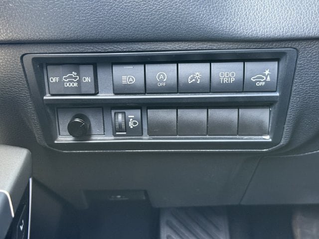 Used 2022 Toyota Tundra Limited AWD/4WD image 21