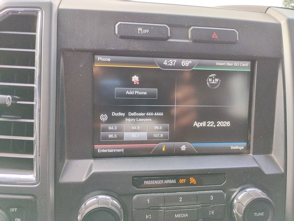 Used 2015 Ford F150 XLT w/ Equipment Group 302A Luxury RWD image 19