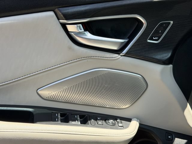 Used 2025 Acura RDX SH-AWD w/ Advance Package image 23