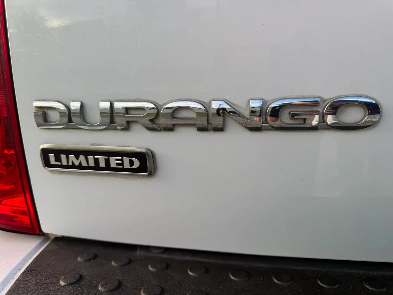 Used 2005 Dodge Durango Limited w/ Trailer Tow Group RWD image 33