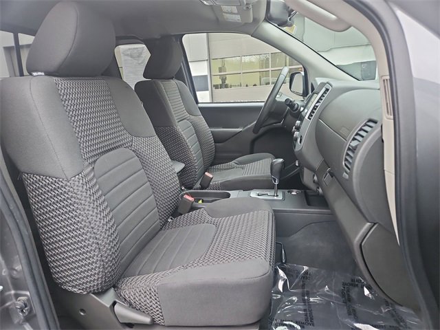 Used 2021 Nissan Frontier SV image 24