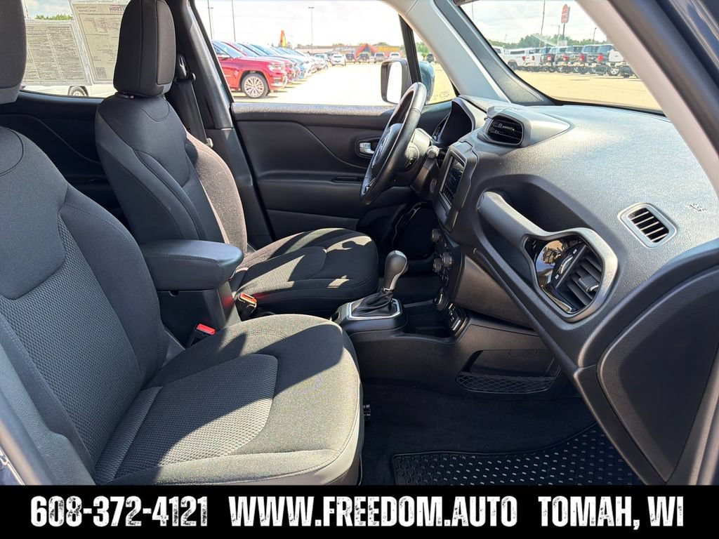 Used 2020 Jeep Renegade Altitude AWD/4WD image 33