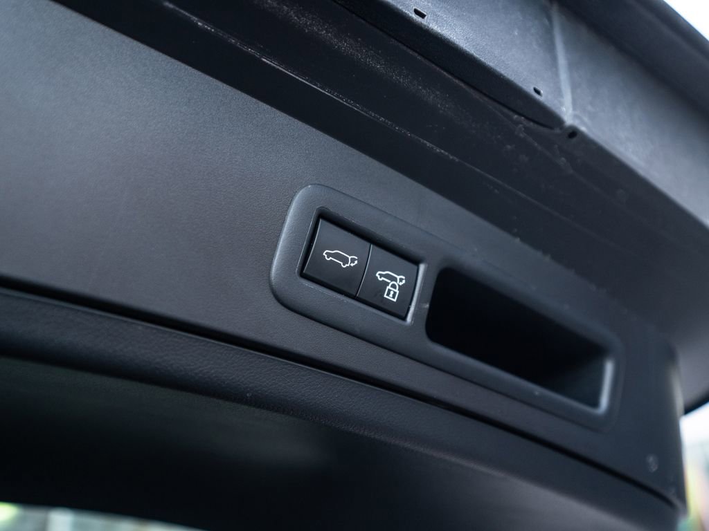 Used 2024 Lexus UX 250h AWD image 39