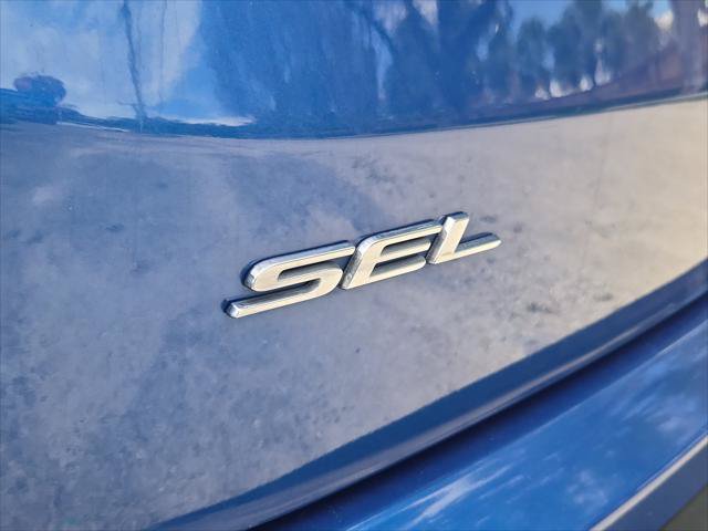 Used 2023 Ford Edge SEL AWD/4WD image 7