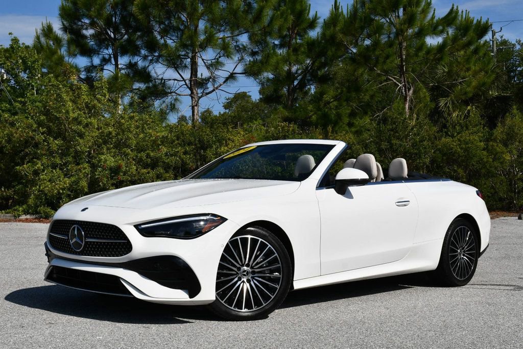 Used 2024 Mercedes-Benz CLE 450 4MATIC Cabriolet image 21
