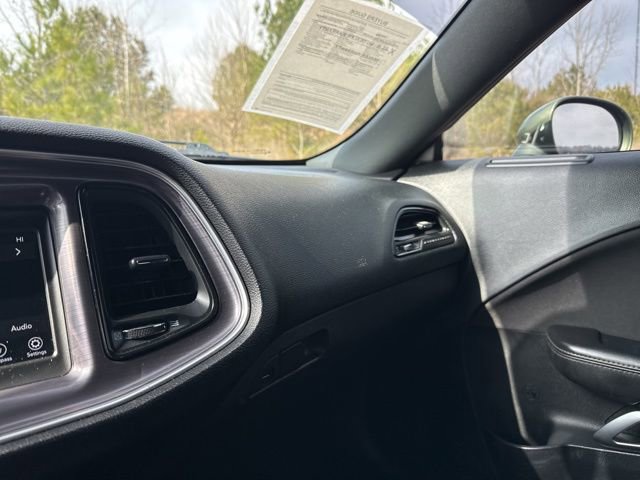 Used 2018 Dodge Challenger SXT image 20