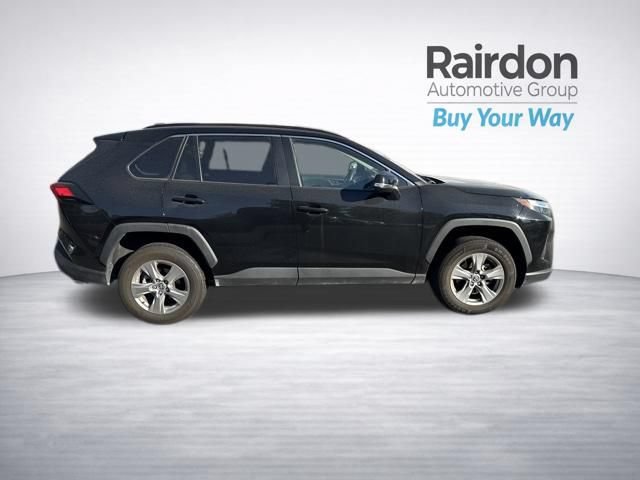 Used 2025 Toyota RAV4 XLE AWD/4WD image 8