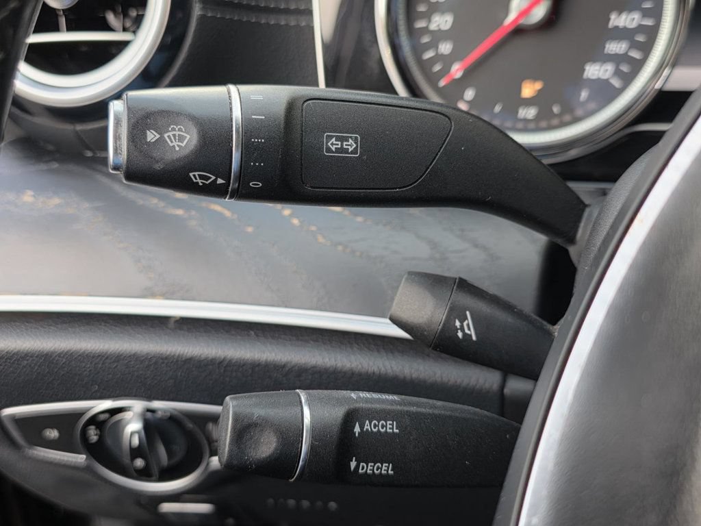 Used 2017 Mercedes-Benz E 300 image 22