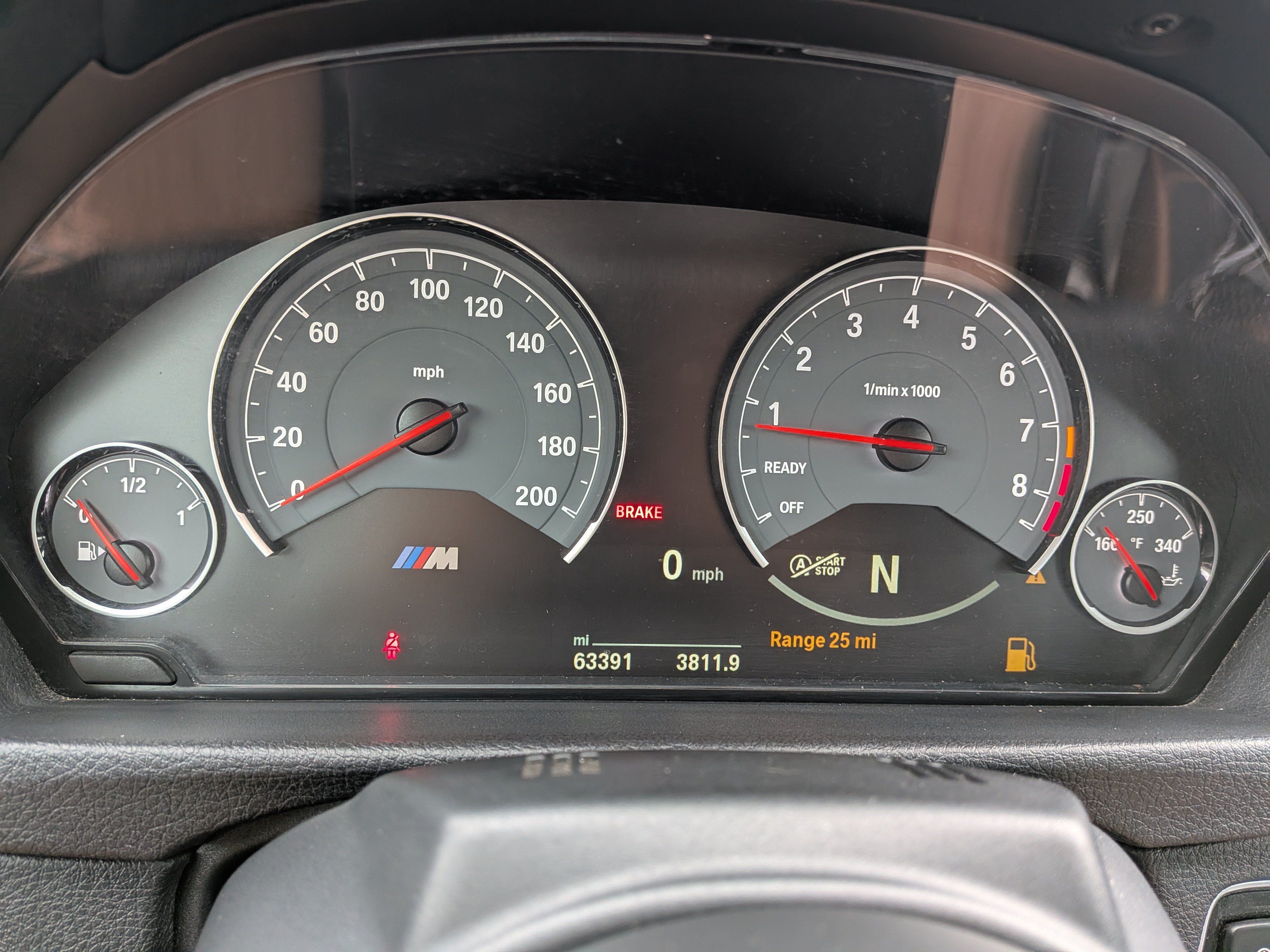 Used 2016 BMW M4 Convertible RWD image 22