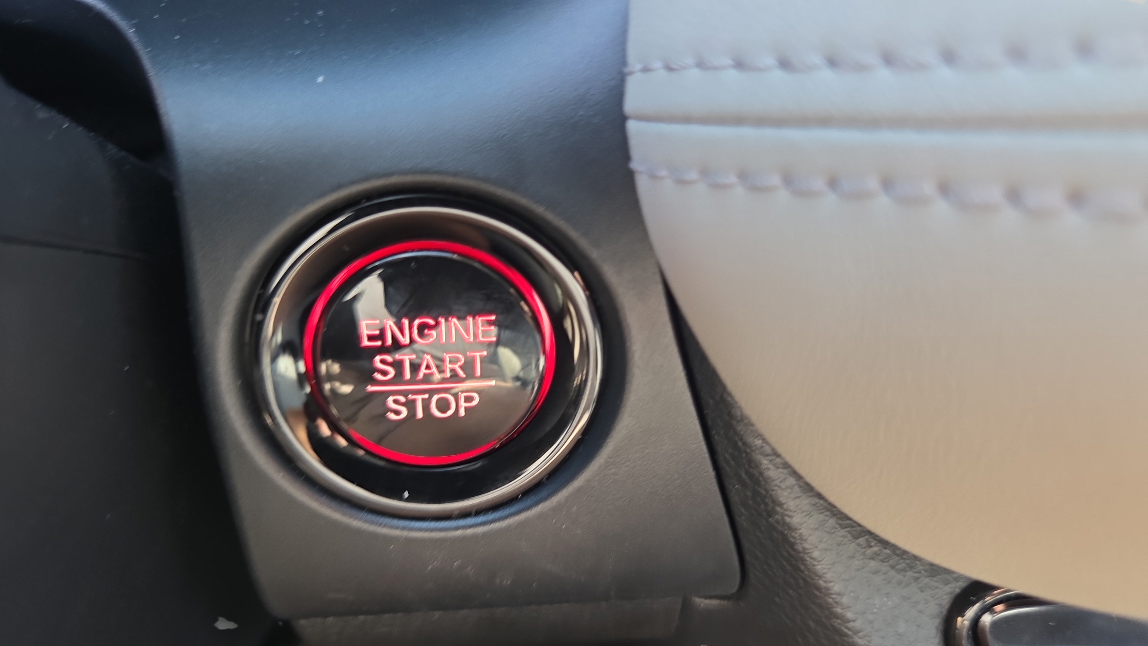 Certified 2023 Honda HR-V LX image 33