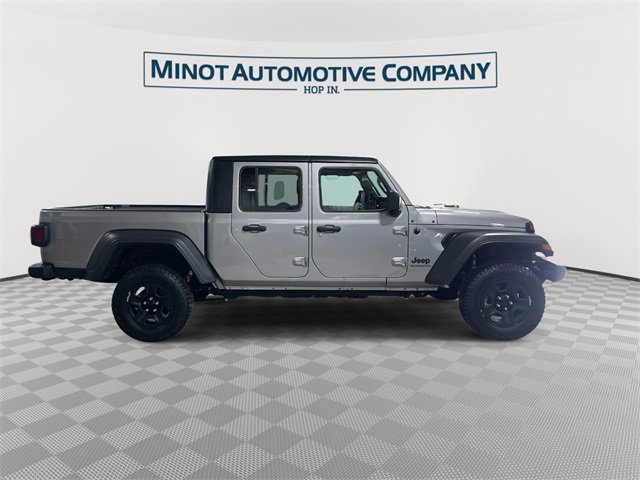 Certified 2020 Jeep Gladiator Sport image 9