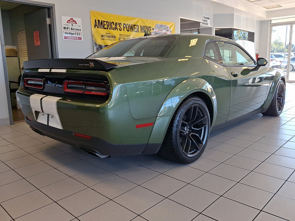 Used 2021 Dodge Challenger R/T Scat Pack RWD image 6
