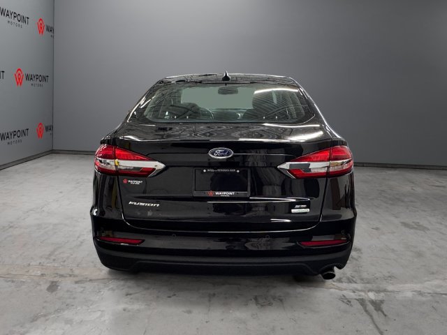 Used 2019 Ford Fusion SE FWD image 23