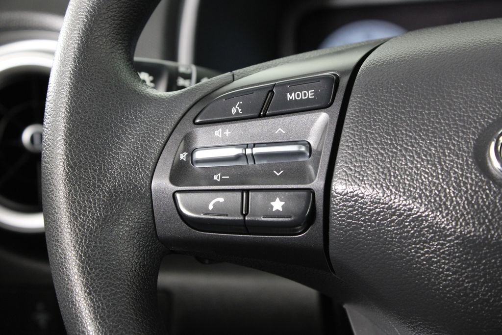 Certified 2023 Hyundai Kona SE image 25